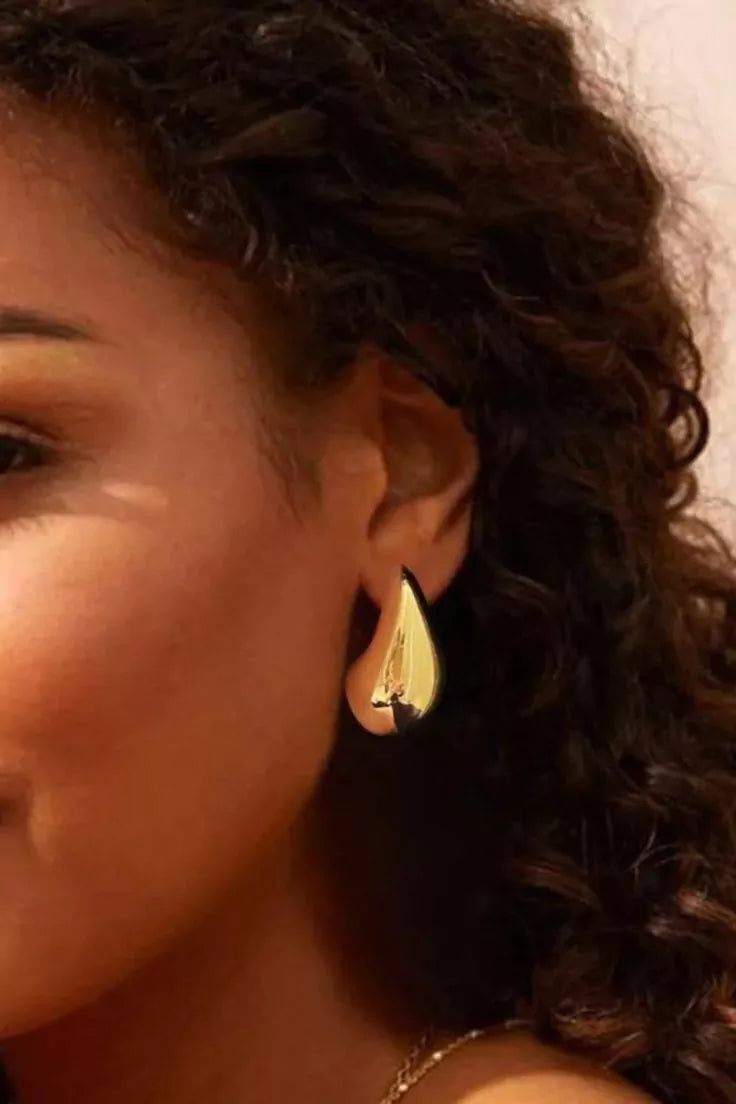 Brincos em forma de lágrimas LumièreChic  adquira 1 par e leve 3 pares de oferta